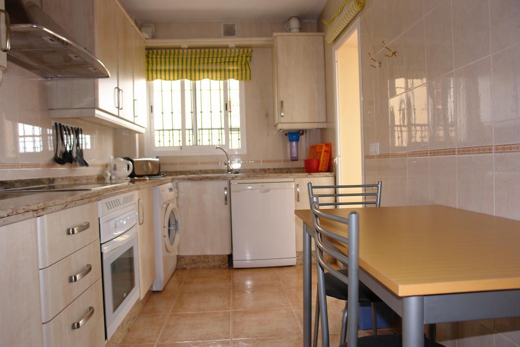 Luxurious Carabeo 2000 1.3 Apartment เนร์คา ภายนอก รูปภาพ