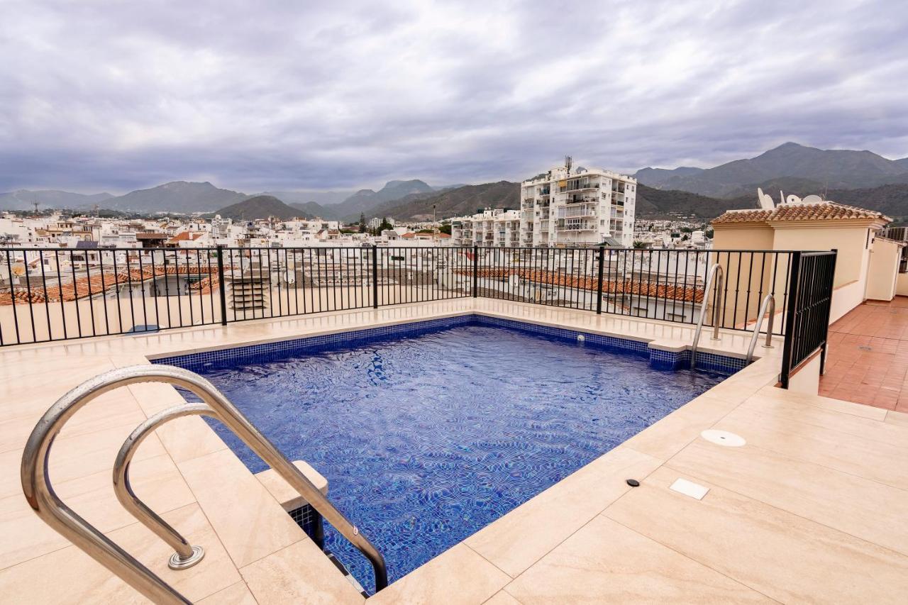 Luxurious Carabeo 2000 1.3 Apartment เนร์คา ภายนอก รูปภาพ